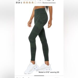 Alo Yoga High-Waist Camo Vapor Leggings Size Small.